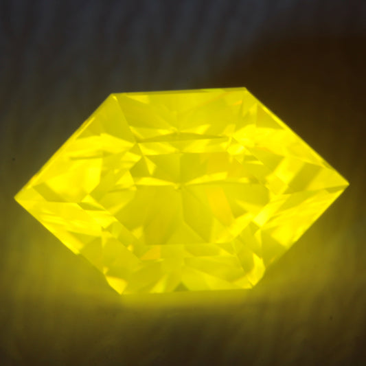 Brilliant Cut Rupee in GAGG Lumogarnet 18ct